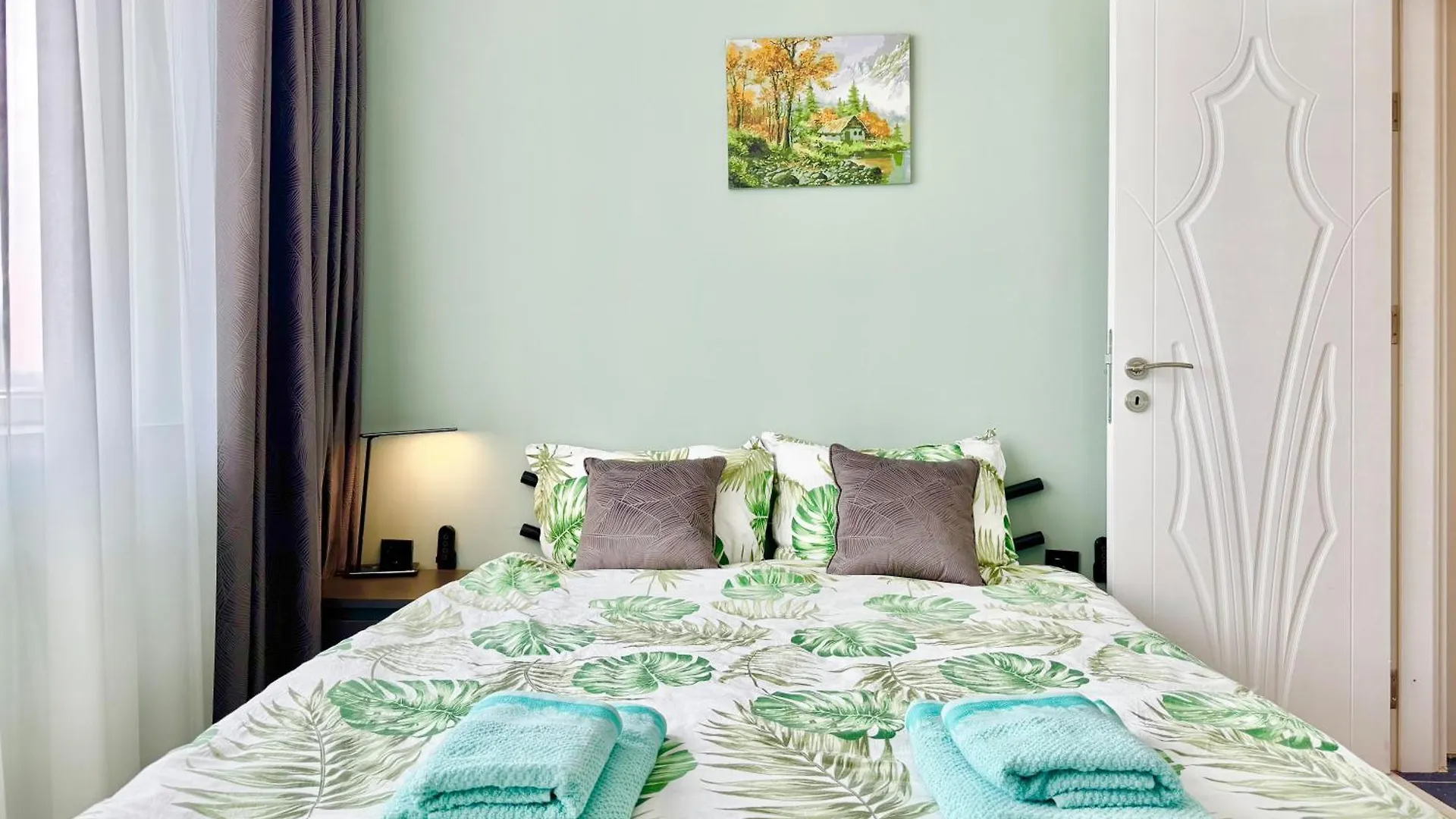 Seasky Smarthome Penthouse For 6 Guests With Private Parking 5 Minutes Аway From Central Beach Burgas And City Centre 0*,  Bulgaria