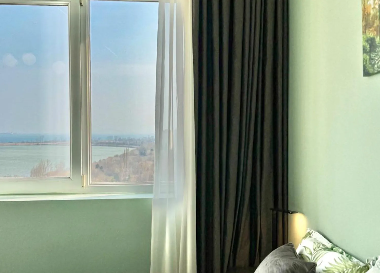 Apartment Seasky Smarthome Penthouse For 6 Guests With Private Parking 5 Minutes Аway From Central Beach Burgas And City Centre