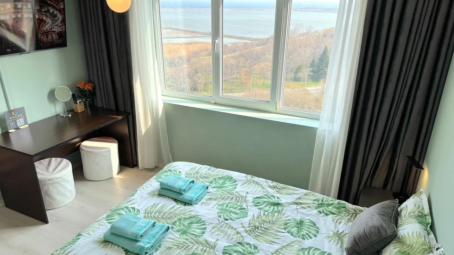 Apartment Seasky Smarthome Penthouse For 6 Guests With Private Parking 5 Minutes Аway From Central Beach Burgas And City Centre